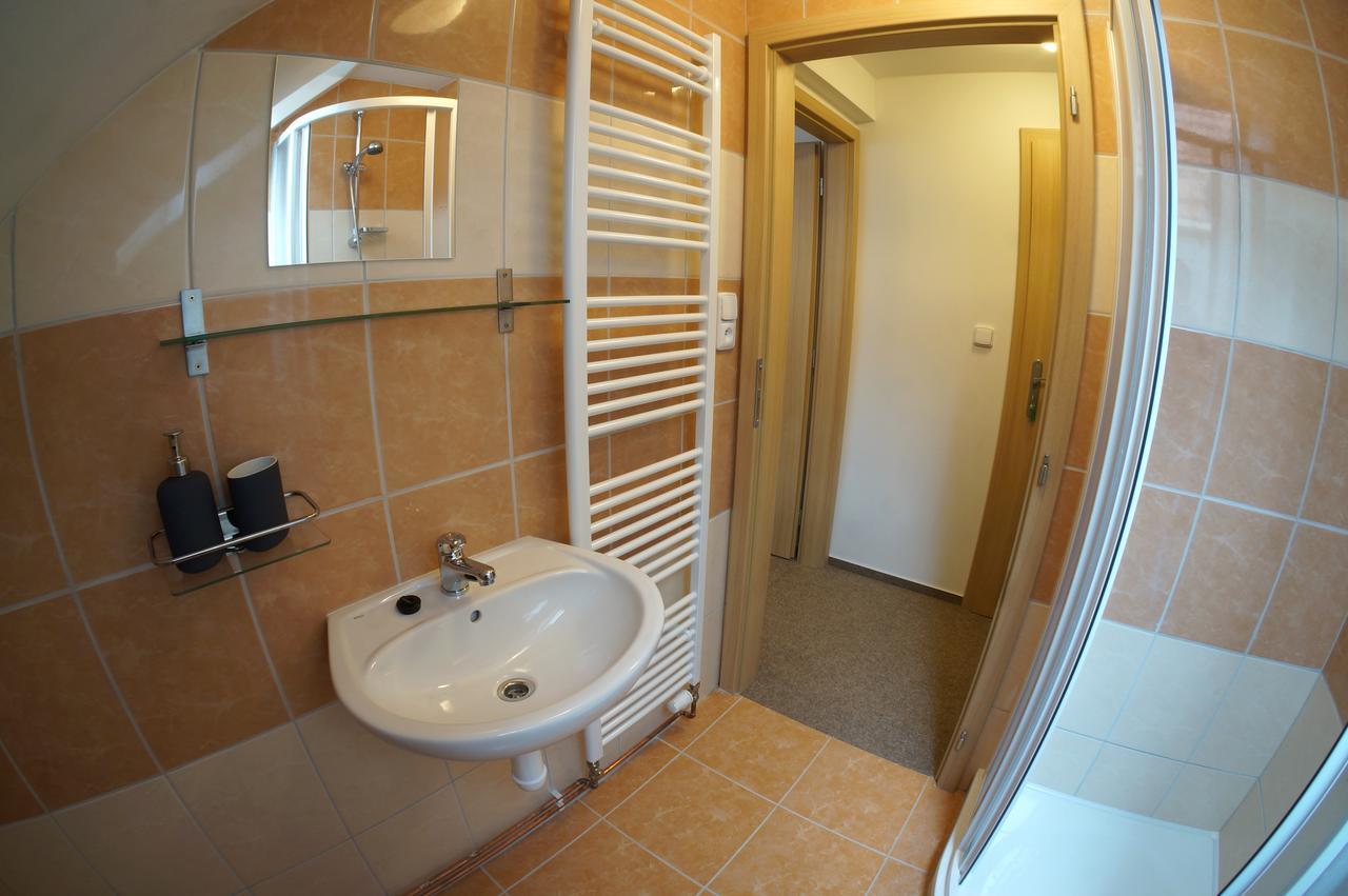 Hostinske Pokoje U Kulinare Domažlice Exterior foto