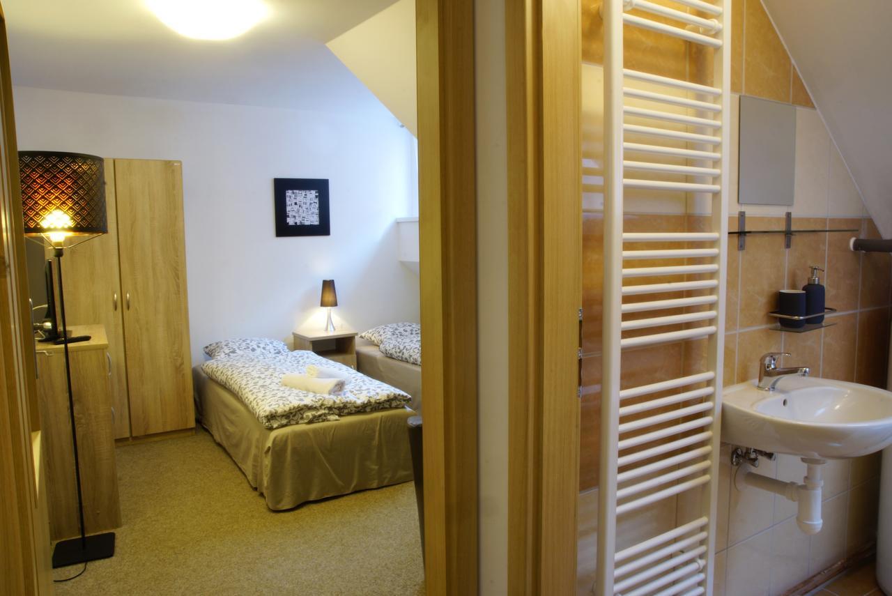 Hostinske Pokoje U Kulinare Domažlice Exterior foto