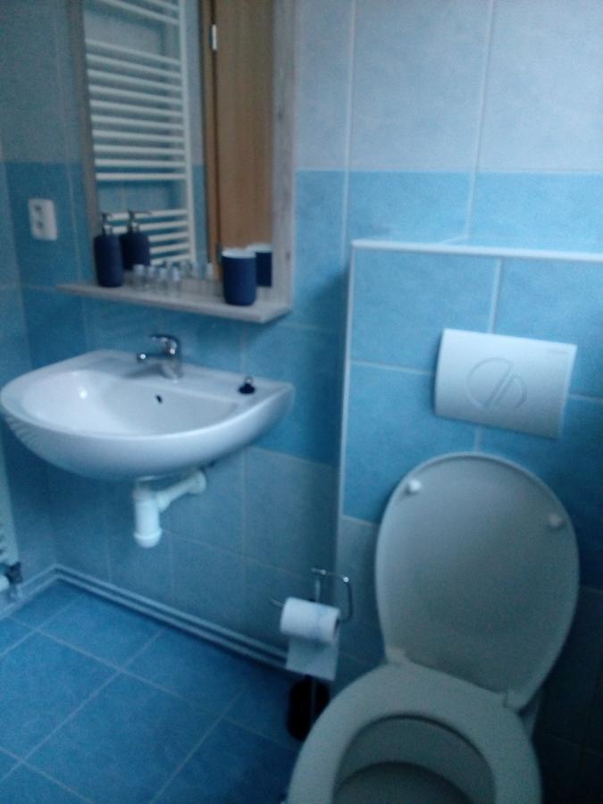 Hostinske Pokoje U Kulinare Domažlice Exterior foto